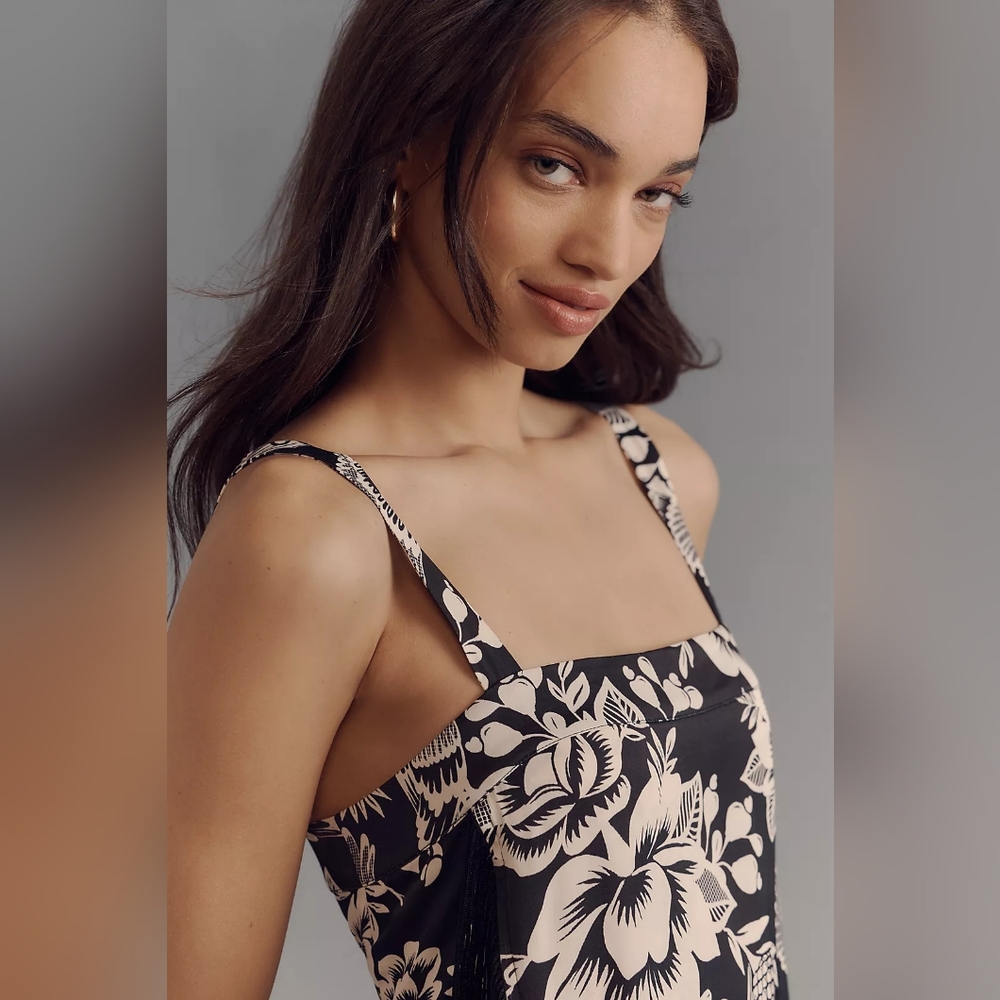 FARM Rio Black and Cream Floral Midi Dress - Picture 2 of 8